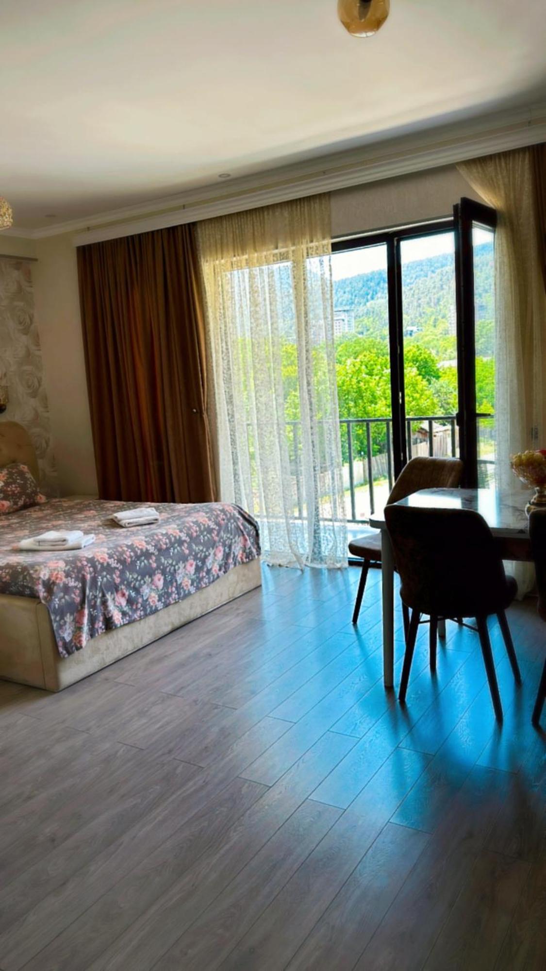 Vitali Apartment Borjomi Dış mekan fotoğraf
